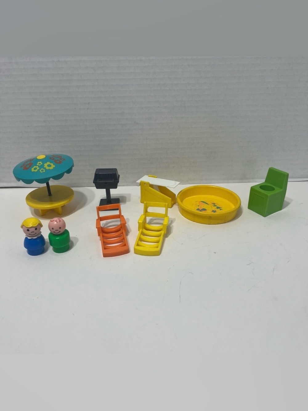 VINTAGE Fisher price little people pool accessories lot toys